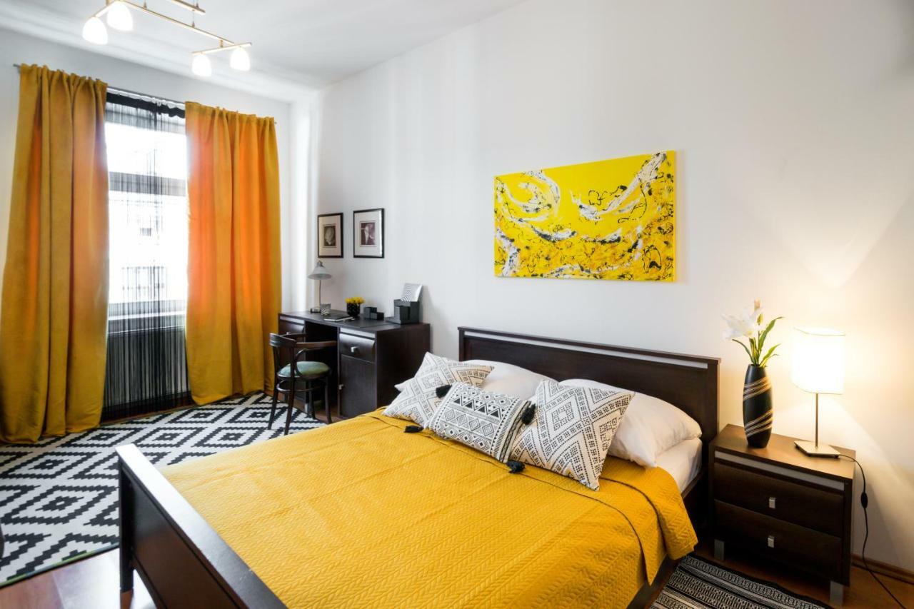 Cichy Apartament Obok Wawelu Tarlowska คราคูฟ ภายนอก รูปภาพ