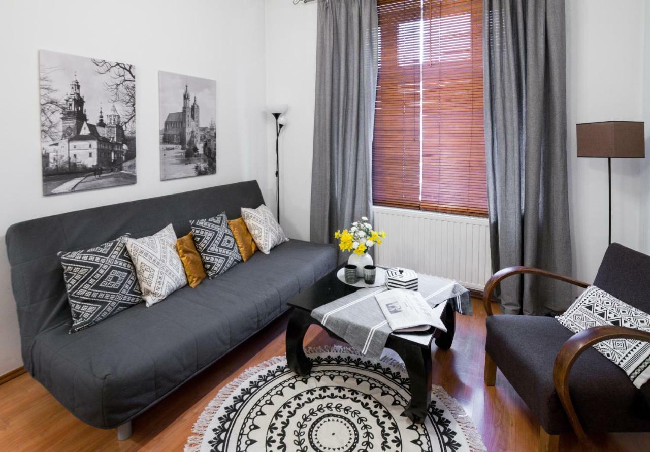 Cichy Apartament Obok Wawelu Tarlowska คราคูฟ ภายนอก รูปภาพ